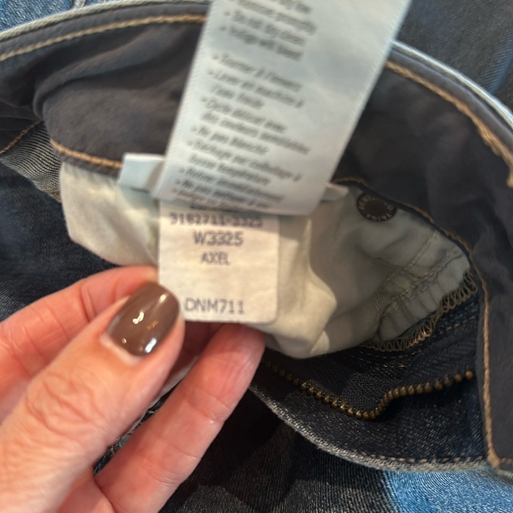 Paige straight leg jeans. - Picture 5 of 5